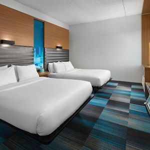 Queen Room Two Queen Beds Roll Shower Mobility Accessible